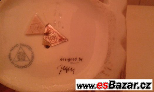 Prodám sošku z porcelánu a keramiky s motivem ptáčka – fotografie 2