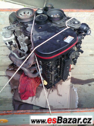 ALFA ROMEO 156-MOTOR – fotografie 1