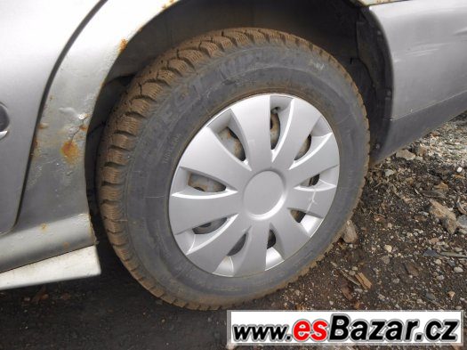 Prodám zimní gumy 4x 175/70 R14 6,5mm vzorek na diskách brav – fotografie 1