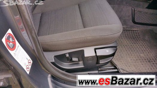 BMW Řada 5 525d X-drive facelift 145kW / R.V 2010 – fotografie 4
