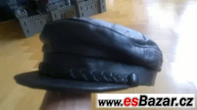 Kožená čepice