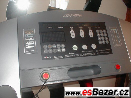 Profi Běžící pás LIFE FITNESS – fotografie 2