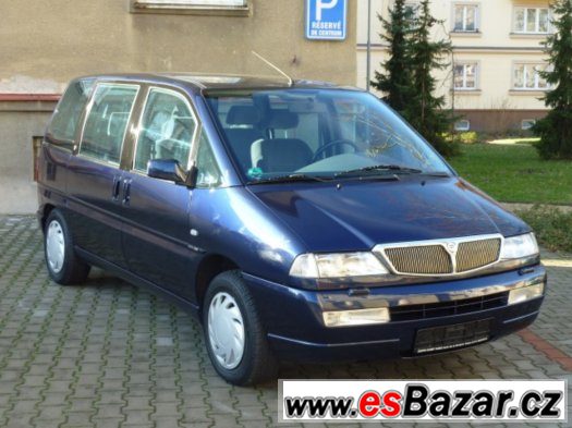 Lancia Zeta 2.0 16V----Super stav--7.míst--Zimní kola-- – fotografie 2
