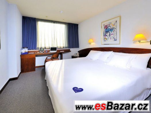 Pobyt pro 2 osoby v Hotelu Barceló Praha SUPER ÚLOVEK – fotografie 1