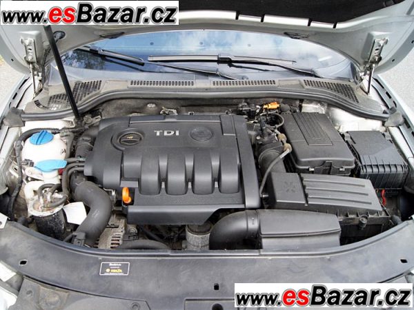 Motor 1,9 TDI Škoda Octavia II – fotografie 1