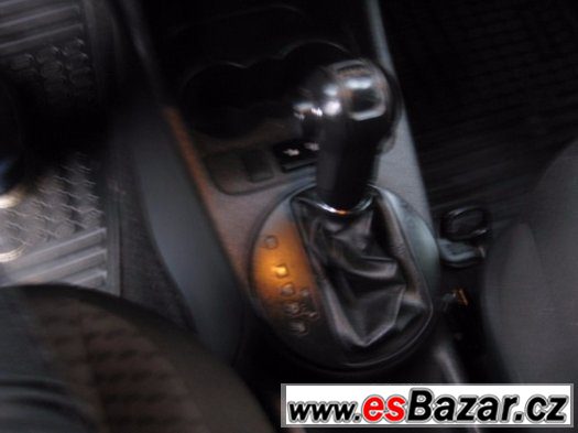 Škoda Fabia  combi1.2 TSI,DSG,5/2012,1.maj.,serv.,77 KW – fotografie 4