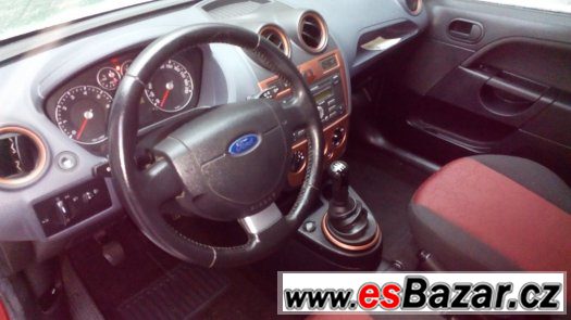Ford Fiesta 1.4i Durateg,1.maj,serviska kompl.FORD,klima – fotografie 5