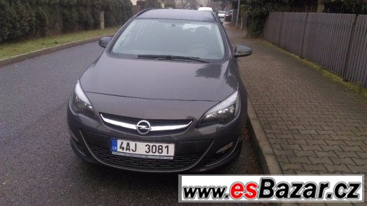 Opel Astra Sport Tourer Enjoy – fotografie 2