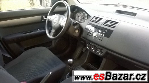 Suzuki Swift 1.3, 68kW, r.v. 2008, najeto 39.000km – fotografie 3