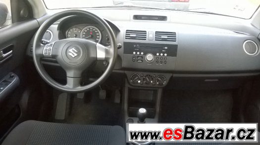 Suzuki Swift 1.3, 68kW, r.v. 2008, najeto 39.000km – fotografie 4