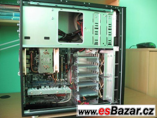 Lian Li PC-S80B – fotografie 3