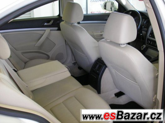 Octavia 1,6 Cr 77kW Elegance NAVIGACE jen 102 000km – fotografie 5