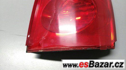Pravé zadní světlo Nissan Primera P12 – fotografie 2