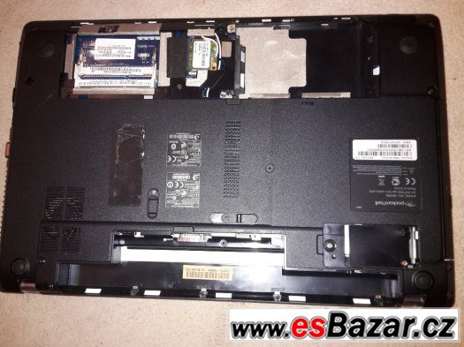 Packard bell New 90 CORE intel i3-370M – fotografie 3