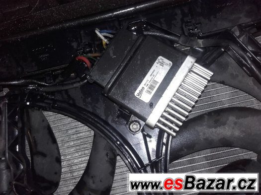 chadicova stena audi A5 2,7 tdi přední část – fotografie 5