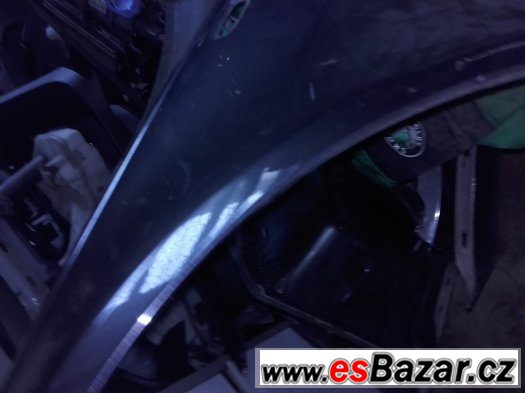 levý přední blatník audi a6 4F 2007, poškozený – fotografie 5