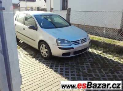 vw golf V díly z celého vozu 1,6 převodovka kapota předek