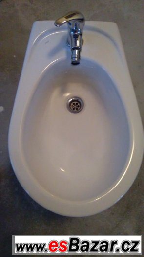 Bidet Jika s baterií – fotografie 1