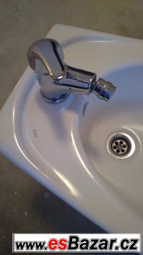 Bidet Jika s baterií – fotografie 2