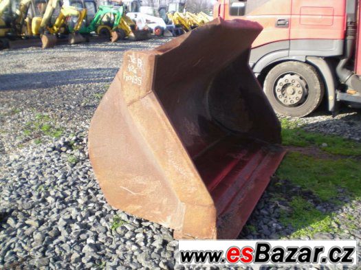 JCB 426 – fotografie 3