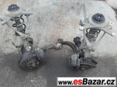 audi a 5 těhlice poloosa ramena brzdič tlumiče náprava