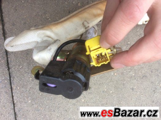 VW Golf IV - stropni airbag Moznost predani v Praze po dohode. – fotografie 4