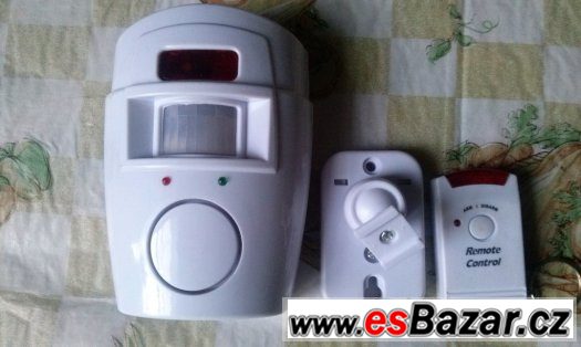 Nástěnný alarm s PIR a dálkovým ovládáním – fotografie 1