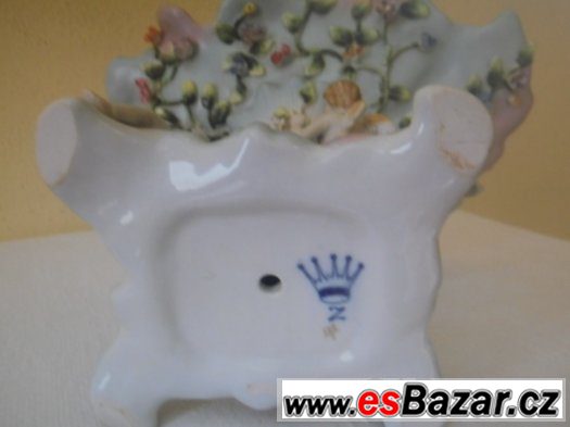 Porcelánový figurální nástolec vysoký 245mm – fotografie 2