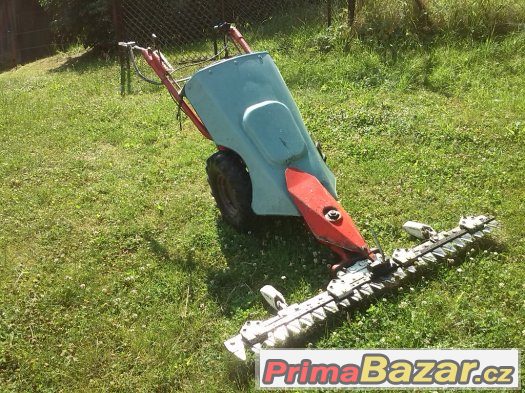 MF 70 motorová sekačka – fotografie 1