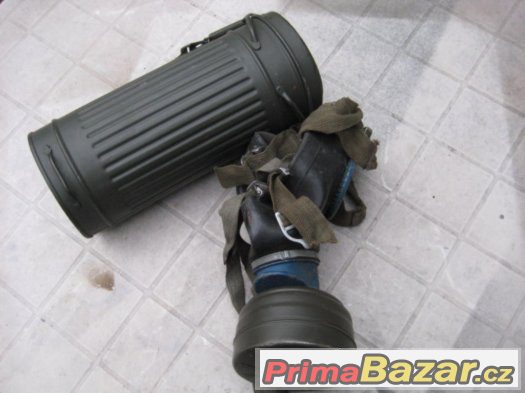 NĚMECKÁ PLYNOVÁ MASKA S FUTRÁLEM – fotografie 2