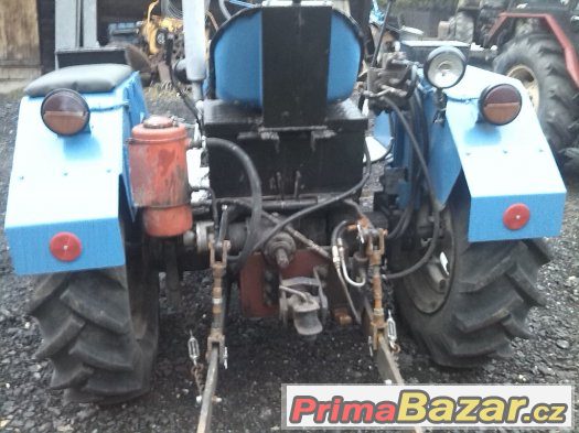 Zetor  25 A s motorem 3001 – fotografie 4