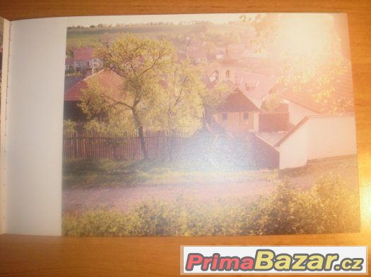 Kniha Jakou barvu má modrá – fotografie 2