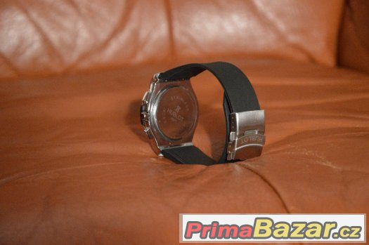 moderní hodinky Hublot – fotografie 3