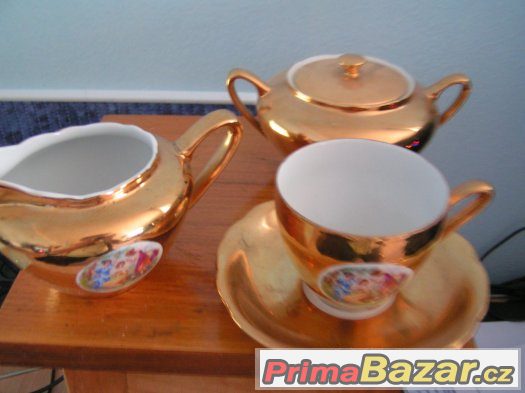 Zlacený porcelánový servis – fotografie 2