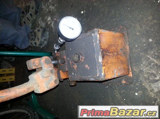 hydraulicka pumpa rucni – fotografie 1