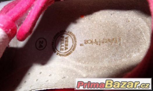 Botičky pro slečnu 3x - 24, 26, 27 – fotografie 4