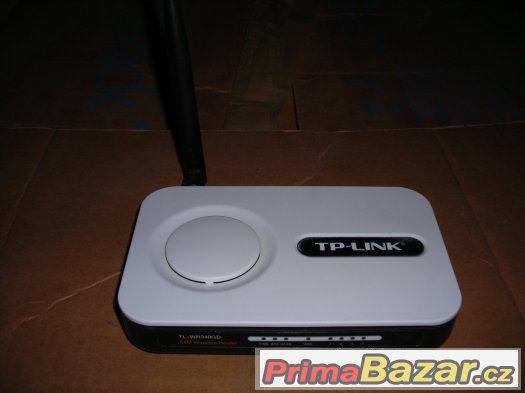 Prodám zánovní router zn. TP-LINK  s napajením, plně funkční – fotografie 1