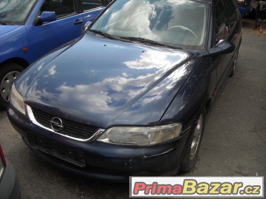 Opel Vectra B kombi 1.6 16v R.v 1999 – fotografie 1