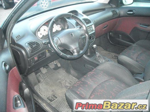 ZLEVNĚNO Peugeot 206 1.4i SPORT R.v 2003 – fotografie 5