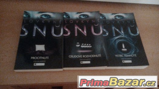 Prodam tři knihy Lovkyně snu – fotografie 1