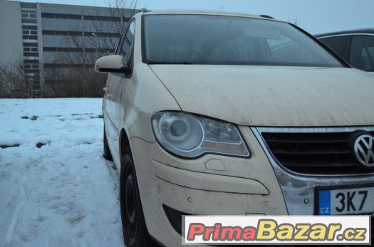 vw Touran 1,9tdi 77kw, rv. 2008 max výbava – fotografie 4