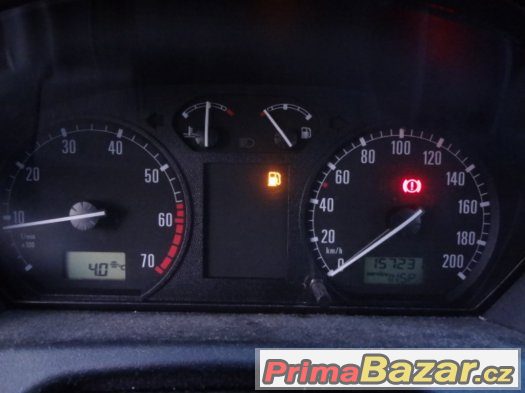 Škoda Fabia 1.4mpi 44kw COMFORT 2001 – fotografie 5