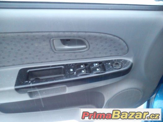 Prodám Kia Rio combi 1.5i rok výroby 2003 – fotografie 3