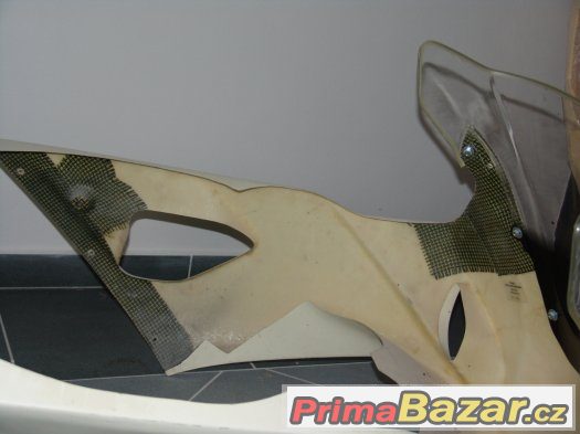 Prodám kapoty na Suzuki 1000 GSX-R 2003-2004 – fotografie 3