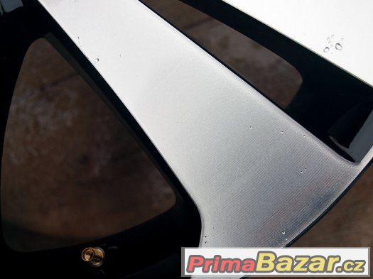 18" Alu kola == 5x114,3 == KIA SPORTAGE = NOVÉ - NEJETÉ – fotografie 4