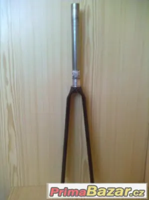 silnični karbonova vidlice 1"