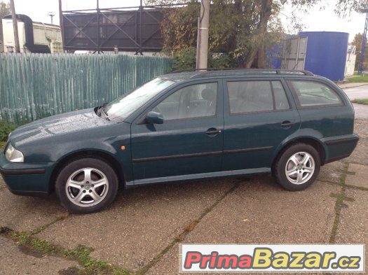 Škoda Octavia combi – fotografie 1