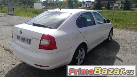 Škoda Octavia II sedan – fotografie 3