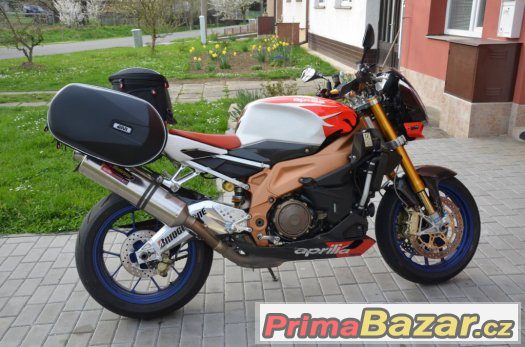 Aprilia Tuono Factory – fotografie 2