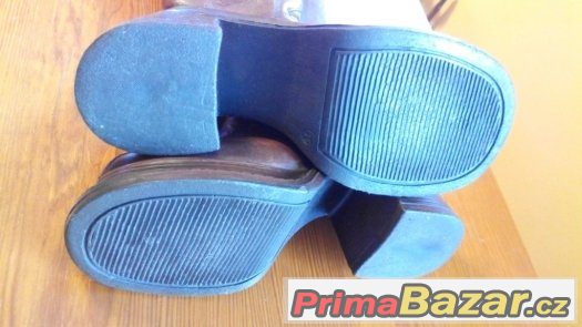 Prodám dámské kožené kozačky vel. 36 v perfektním stavu – fotografie 5